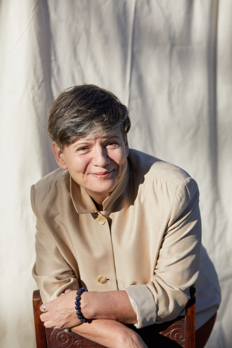 377A7159 Copy 768x1152